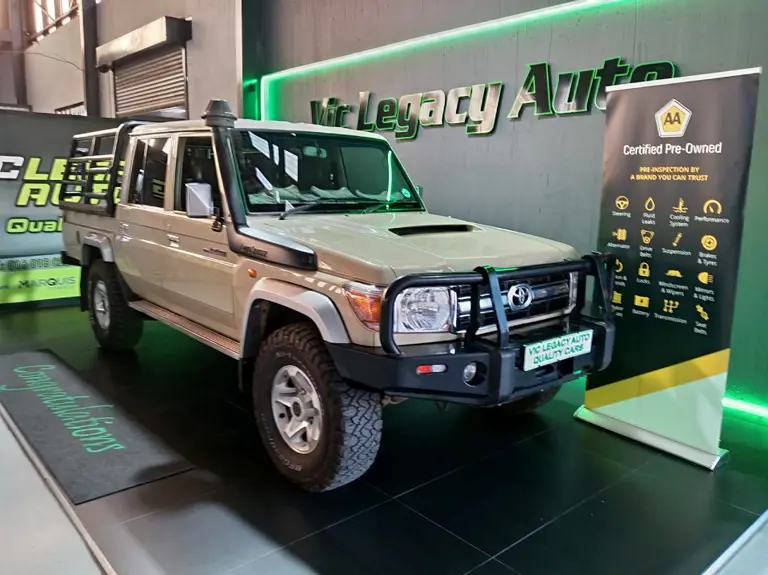 Toyota LAND CRUISER 79 4.5D V8 PICK-UP D/CAB 2017