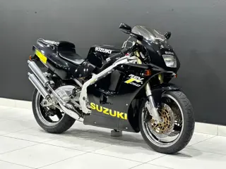 Suzuki RGV 250