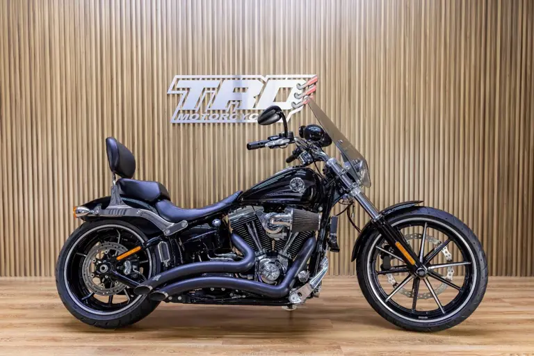 Harley-Davidson Pro Street Breakout CVO 2016