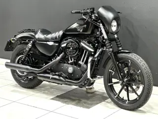 Harley-Davidson Sportster 883 Iron