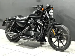 Harley-Davidson Sportster 883 Iron