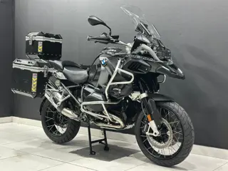 BMW R1200 GS Adventure Triple Black