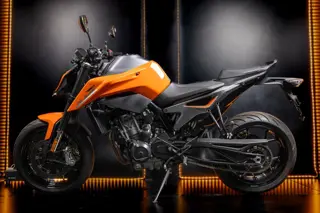 KTM Duke 790