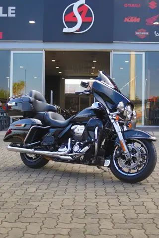 Harley-Davidson Ultra Limited 114