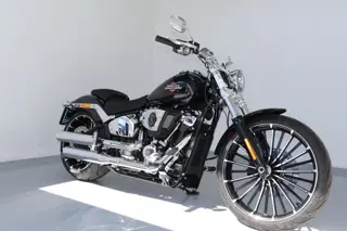 Harley-Davidson Softail Breakout 117