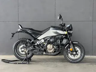 Husqvarna SVARTPILEN 401 2024 HUSQVARNA SVARTPILEN 401