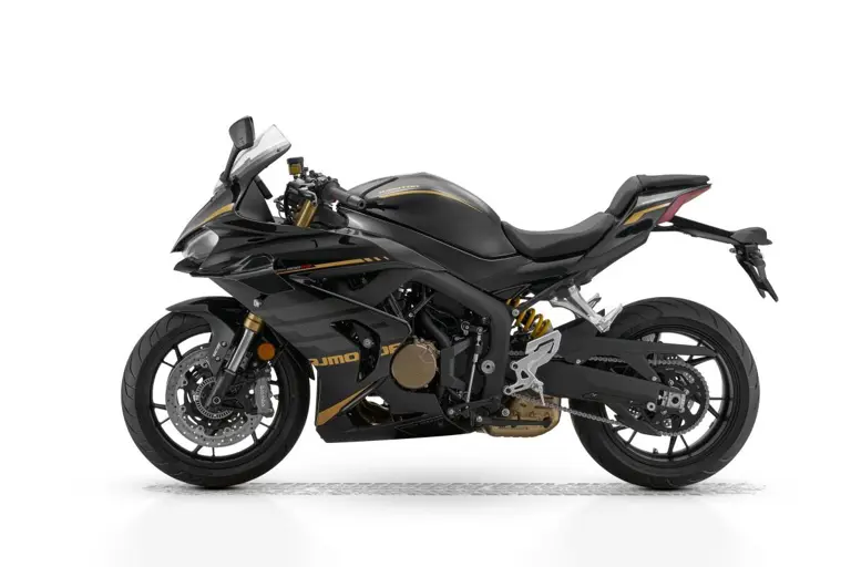 QJ Motor SRK 800 RR 2026
