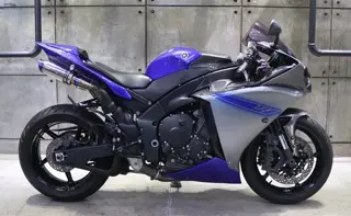 Yamaha YZF R1