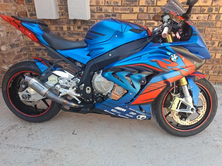 BMW S1000 RR 2016