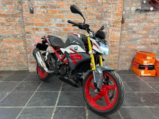BMW G310R