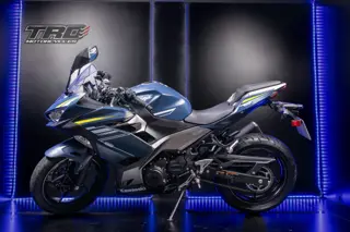 Kawasaki Ninja 400 ABS (ex400g)