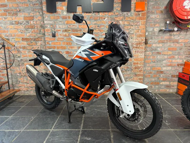 KTM 1390 SUPER ADVENTURE R 2026