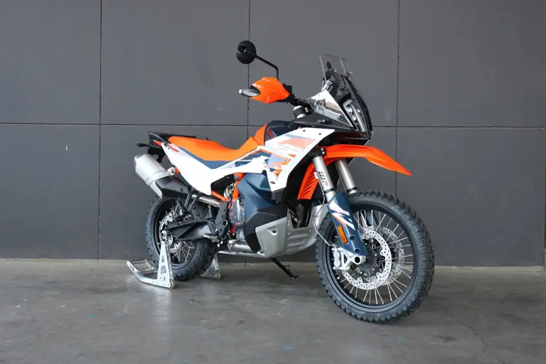 KTM 890 Adventure 2026 KTM 890 ADVENTURE 2026