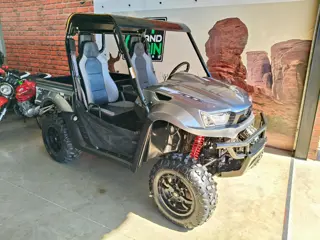 Kymco 700mxu side by side 4x4 AUTOMATIC