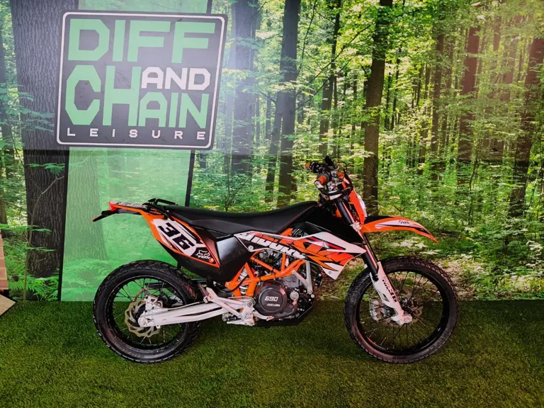 KTM 690 ENDURO Manual 2011