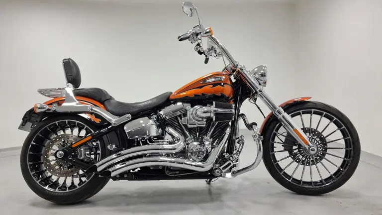 Harley-Davidson CVO SOFTAIL BREAKOUT 2014