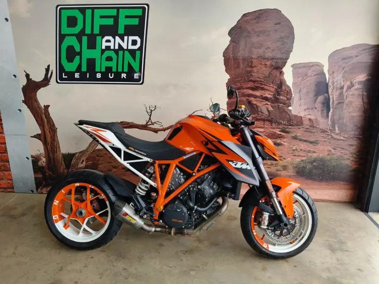 KTM Super duke 1290 R Manual 2014