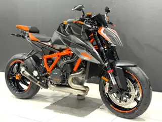 KTM 1290 SUPER DUKE R