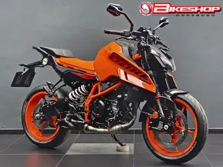 KTM 390 DUKE 30 year anniversary