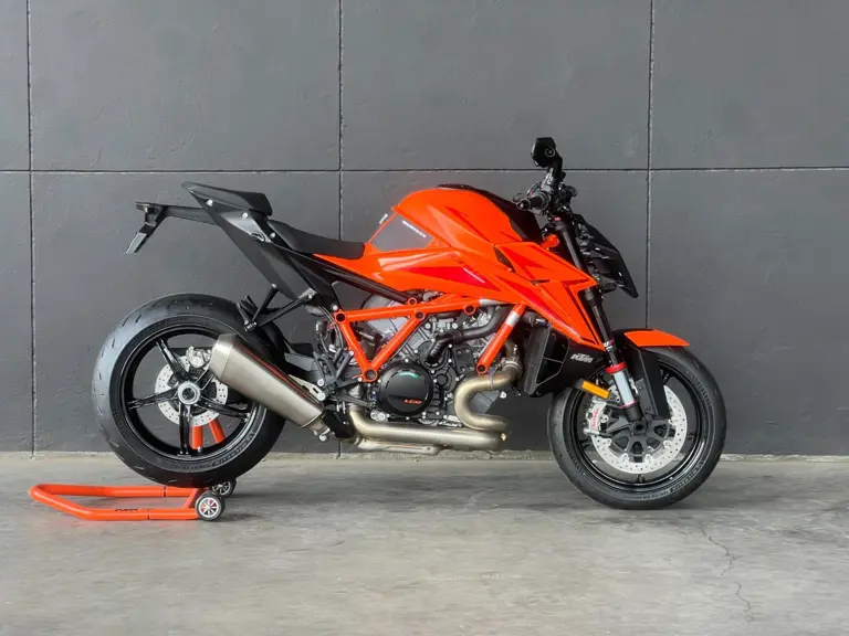 KTM 1390 SUPER DUKE R 2025 KTM 1390 SUPER DUKE R 2026
