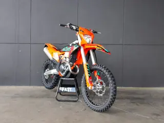 KTM 350 EXC-F SIX DAY KTM 350 EXC-F SIX DAYS