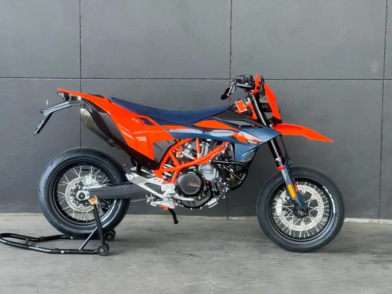 KTM 690 SMC R 2026