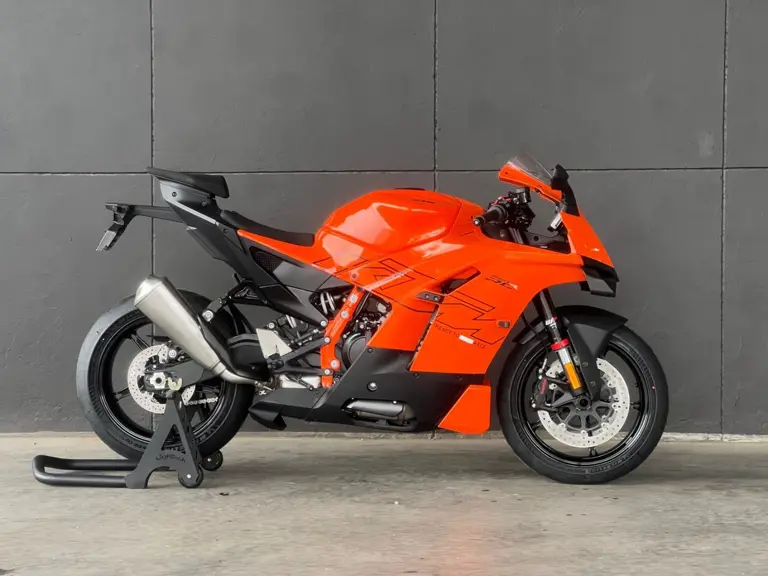 KTM 990 RC R 2026 KTM 990 RC R 2026