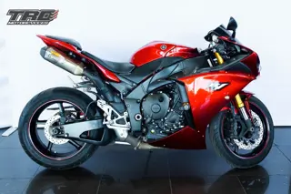 Yamaha YZF R1