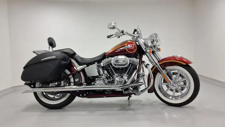 Harley-Davidson CVO Softail Deluxe 2014