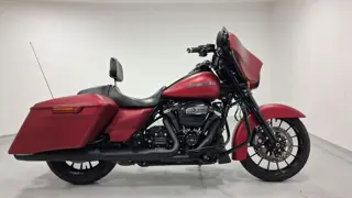 Harley-Davidson Street Glide Special 114