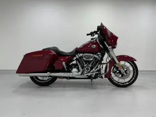 Harley-Davidson Street Glide Special 114