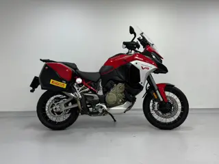 Ducati Multistrada V4S Travel & Radar