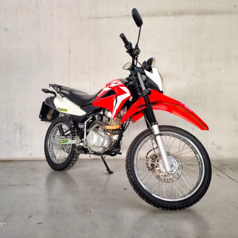 Honda XR 150L 2024