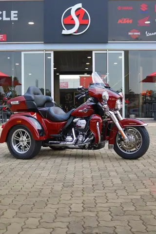 Harley-Davidson Tri Glide Ultra 114