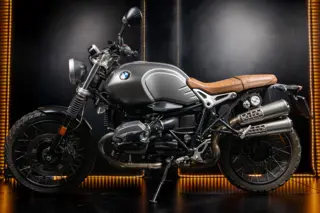 BMW R NINE T