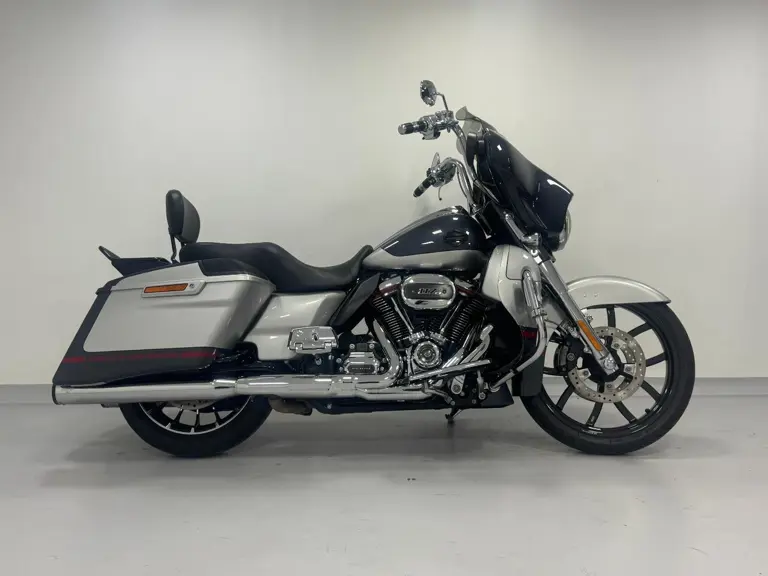 Harley-Davidson CVO Street Glide 117cui 2019