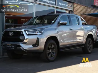 Toyota Hilux 2.8GD-6 Double Cab Raider auto 2022