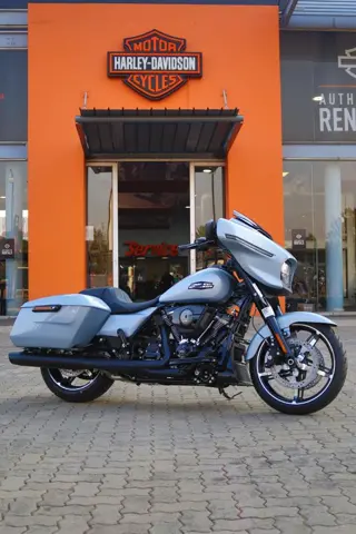 Harley-Davidson Street Glide 117