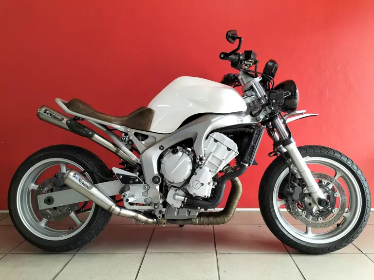 Yamaha FAZER 600 2005