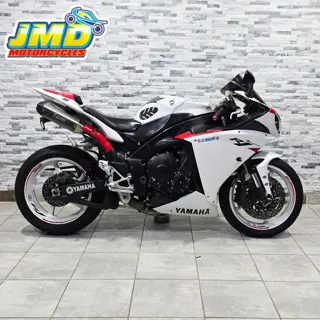 Yamaha YZF R1