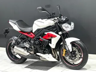 Triumph Street Triple R 675
