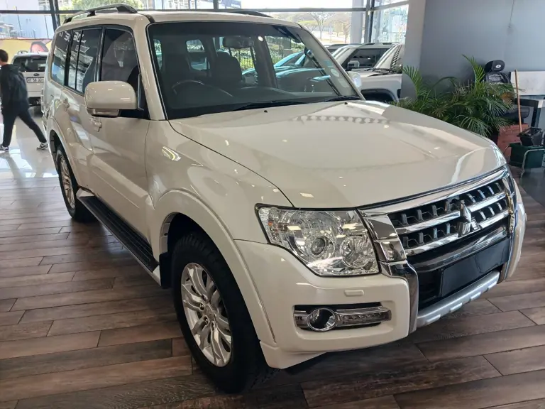 Mitsubishi Pajero 5-Door 3.2DI-D GLS Exceed 2018