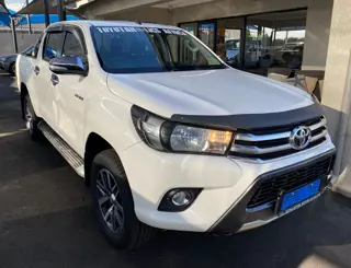 Toyota Hilux 2.8GD-6 Double Cab Raider auto