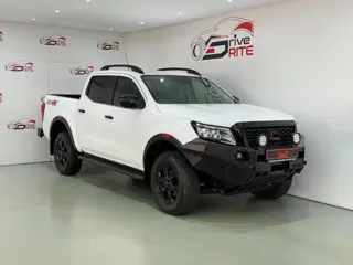 Nissan Navara 2.5DDTi Double Cab PRO-4X 4x4