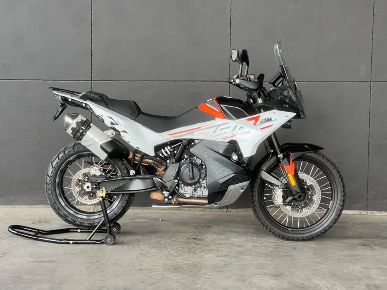 KTM 790 ADVENTURE 2024