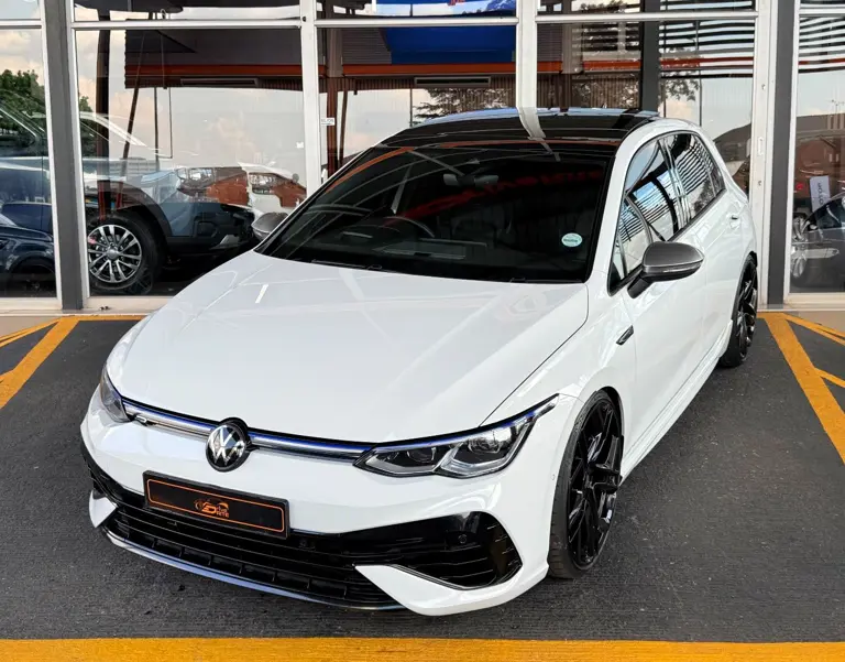 Volkswagen Golf R 2024
