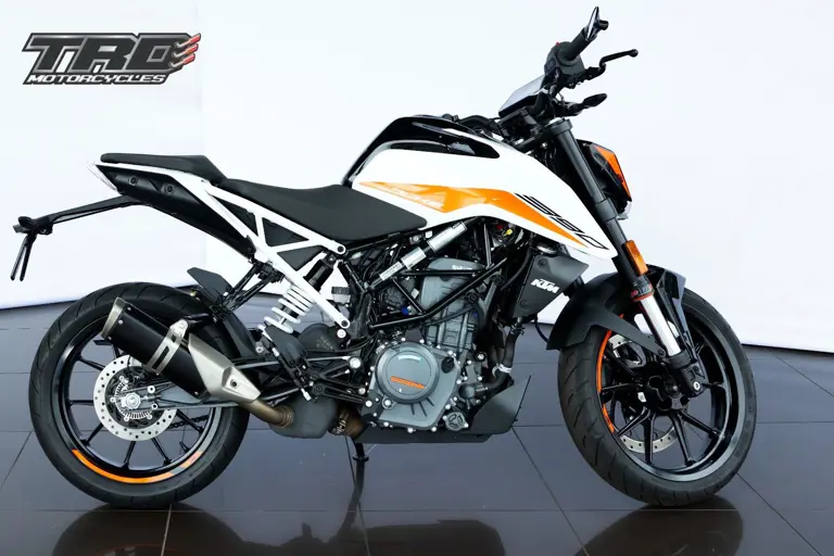 KTM Duke 390 2025