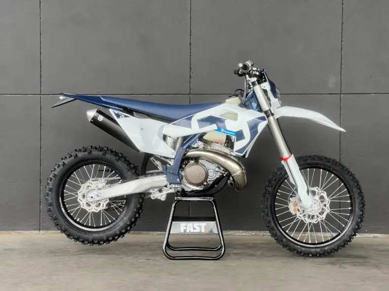 Husqvarna TE300 2026 HUSQVARNA TE300 2026
