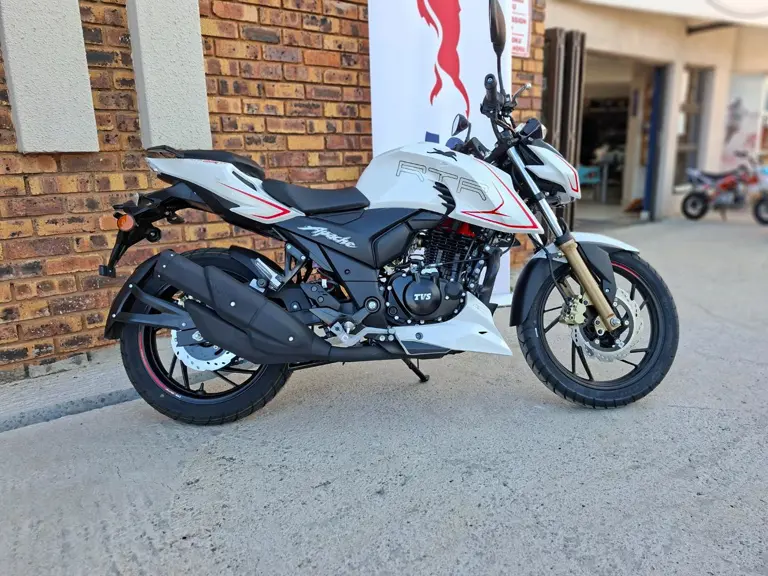 TVS RTR 200 2026