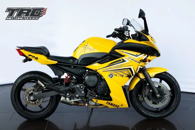 Yamaha FZ6 NAKED 2010